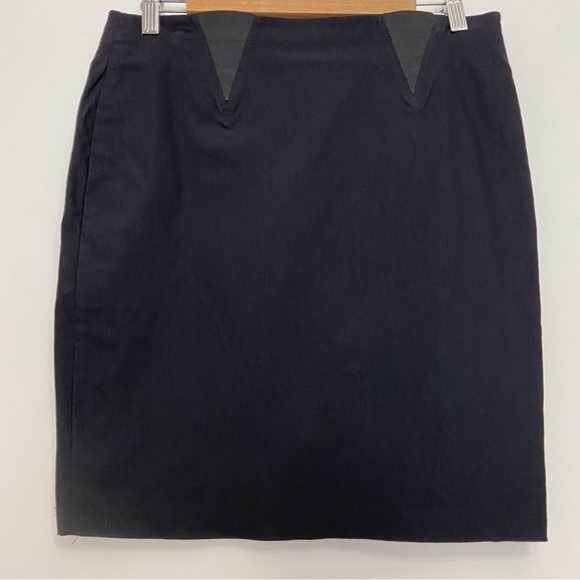 Joseph Ribkoff cute little black skirt size 10 stretchy material elastic waist - Picture 11 of 11